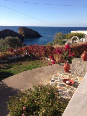 Mani Vathia paradise